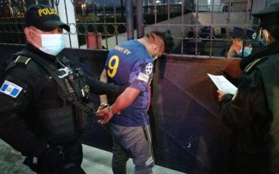 Hombre señalado de violación es trasladado al Centro Regional de Justicia de Quetzaltenango