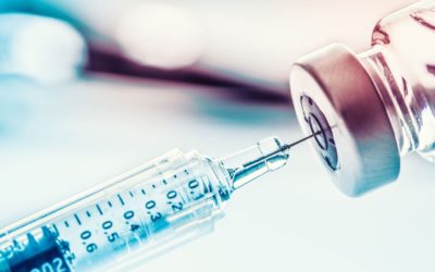 Continúa aplicación de dosis de refuerzo a personal de salud en Coatepeque