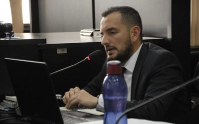 Fiscal del MP renuncia y se va del país