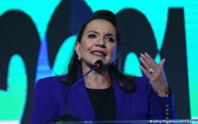 La presidenta de Honduras da positivo a COVID-19 y este fue el mensaje que le envió Alejandro Giammattei