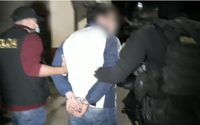 Capturan a hermanos durante allanamiento por pornografía infantil