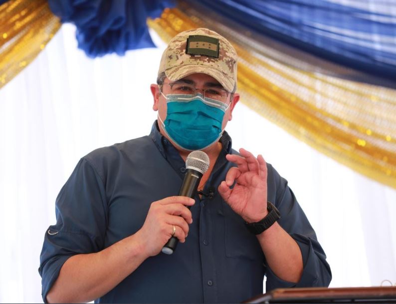 JUAN ORLANDO HERNÁNDEZ