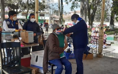 Quetzaltenango continúa vacunación este sábado, mientras el municipio regresa a alerta roja