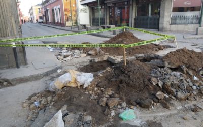 Continuará trabajo de Emax en la «Calle Real», para reparar daño en tubería ocurrido tras sismo