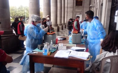 ¿Cual es la estadística de vacunación contra COVID-19 en Quetzaltenango?