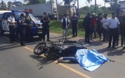 Imprudencia de piloto de microbús provoca tragedia