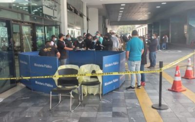 Pasajero muere en el Aeropuerto Internacional La Aurora