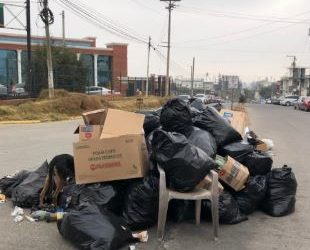 Vecinos en la zona 6 de Xela están preocupados porque aún no pasa tren de aseo