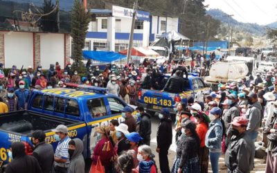 Comunitarios se niegan a dejar pasar camiones al Botadero Municipal