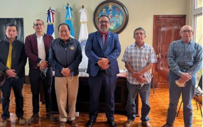 Autoridades de Usac y médicos visitan el Cunoc para evaluar viabilidad de carrera de veterinaria