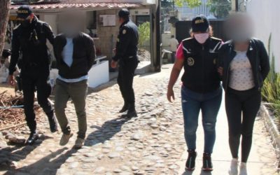 PNC arresta a pareja por maltrato psicológico y físico a niño