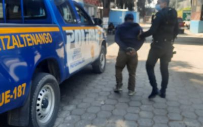 PNC: Detenido por forzar vehículo en zona 1 de Xela