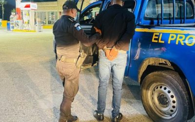 PNC recupera en El Progreso vehículo que fue robado en Mixco