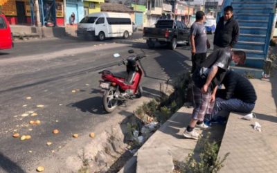 Tapadera de drenaje provoca accidente entre zonas 3 y 7 de Quetzaltenango  