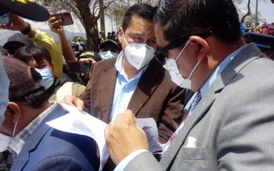 De hora en hora, tratan de evitar medidas de hecho para desalojo en la puerta del Llano del Pinal