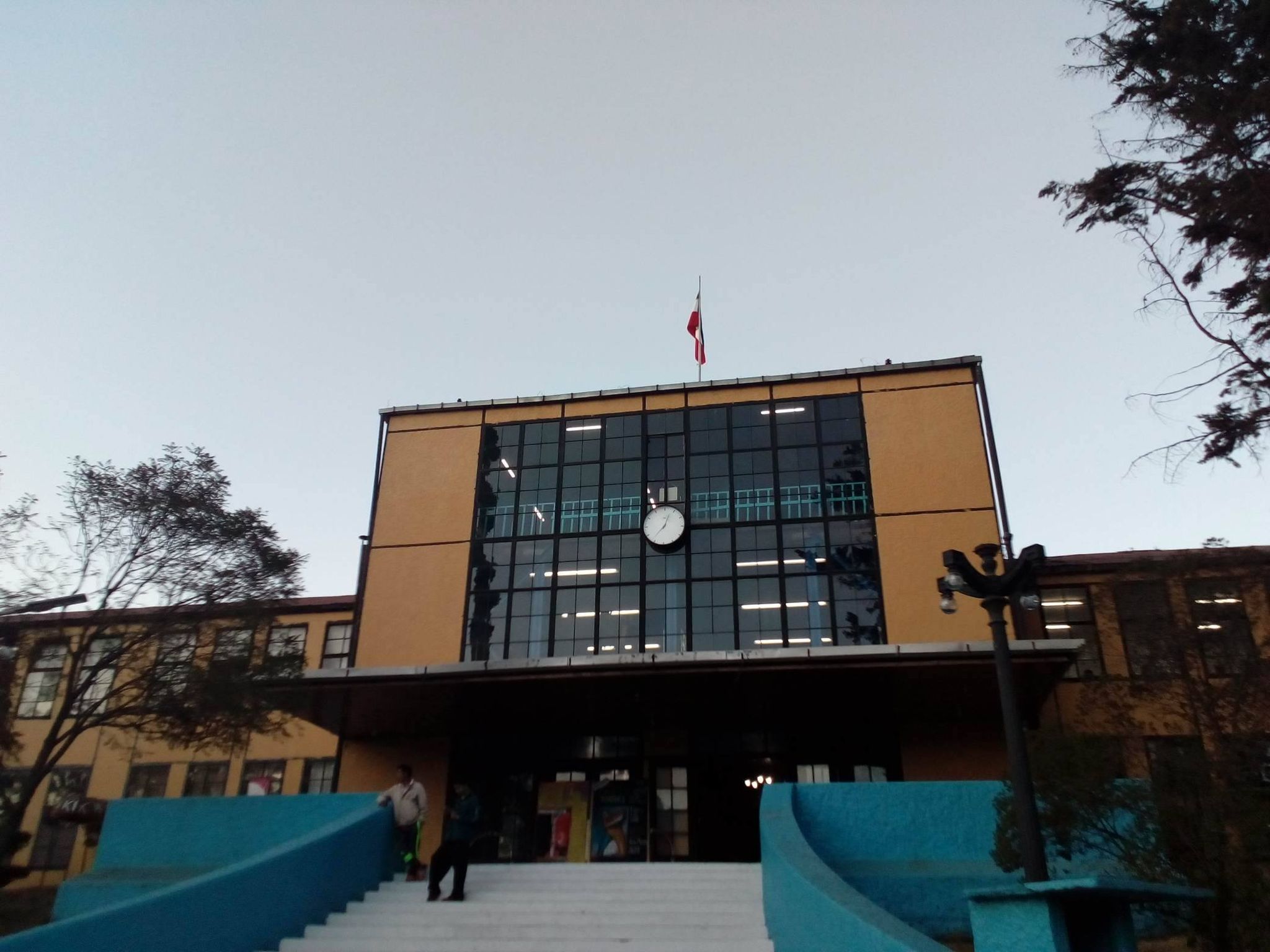 Puesto de vacunación funcionará en el Centro Intercultural de Xela, hoy hasta las 17.00 horas