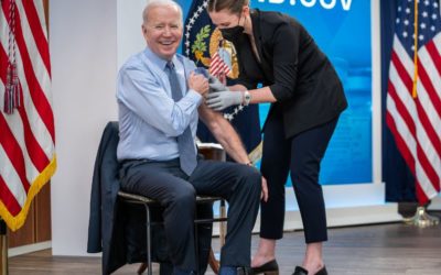 Biden cumplirá con orden para mantener restricciones fronterizas por COVID-19