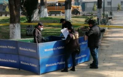 Localizan cadáver de hombre en parque de Quetzaltenango