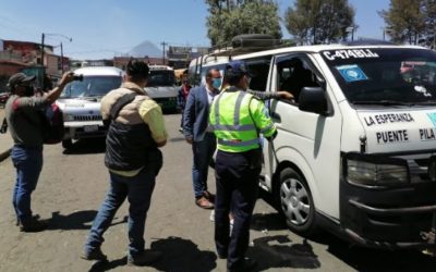 Comisión de Transporte y PMTQ desarrollan operativo en buses urbanos