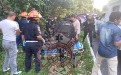Dos policías heridos tras volcadura de patrulla en San Pablo, San Marcos