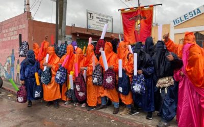 Huelgueros de económicas del CUNOC no participaron en desfile bufo, en cambio realizaron una labor social.