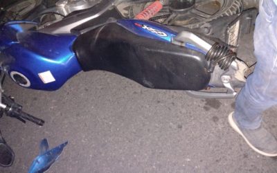 Motorista muere al colisionar contra camión en Sololá.