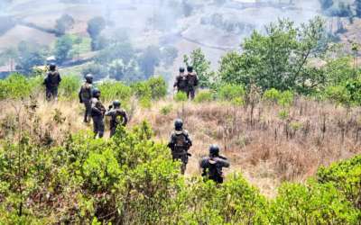 Trasladan herido a comisario de PNC tras ataque con granadas en zona de conflicto en San Marcos