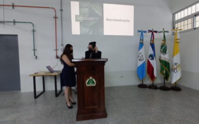 Universitarios en Quetzaltenango presentan sitio web para reciclaje