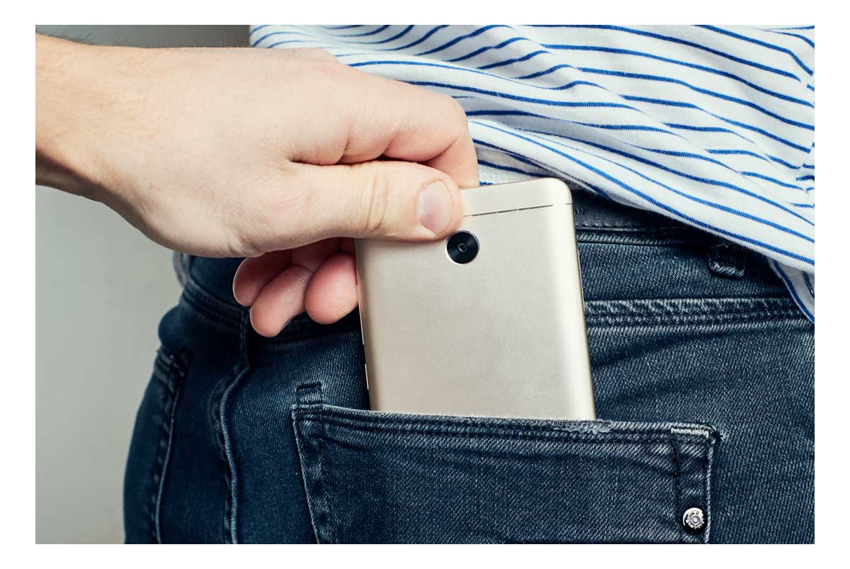 Capturan a mujer que robó teléfono celular en la Terminal Minerva, según reporte policial