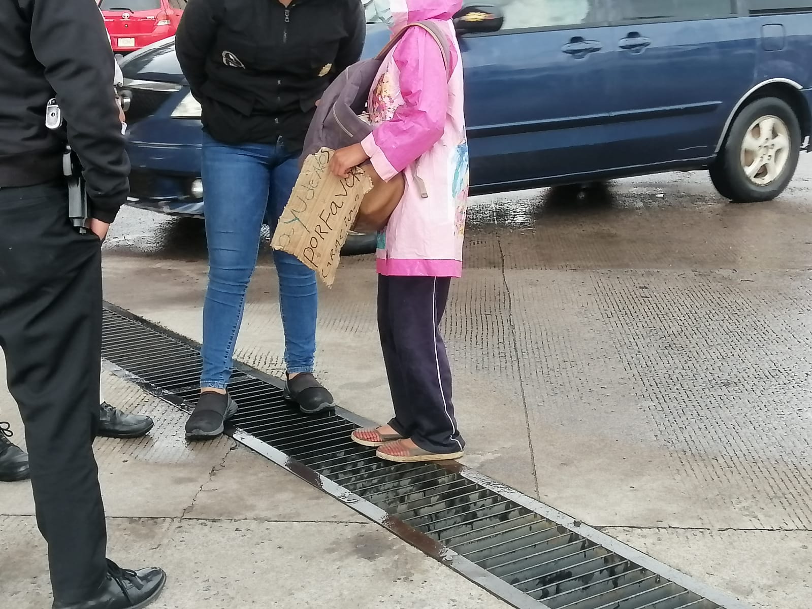 Rescatan a más de diez menores de edad que trabajan en calles de Xela