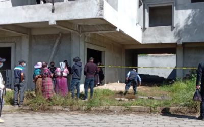 Localizan cadáver de hombre en una construcción