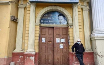 Adultos mayores, quienes permanecen en hogar de Xela, se recuperan de COVID-19