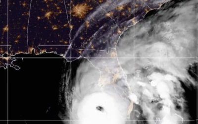 El huracán Ian se fortalece y es casi un peligroso categoría 5 a punto de embestir a Florida