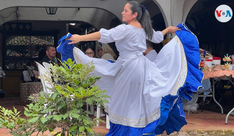 Nicaragüeses exiliados organizan ferias para sobrevivir y «resistir»