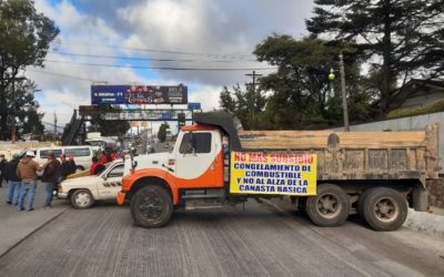 Bloquean, por segundo día consecutivo, la ciudad de Quetzaltenango