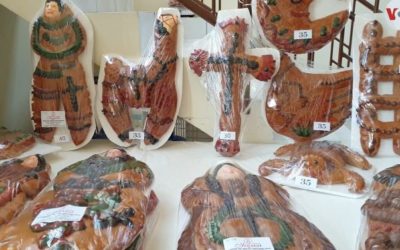 Los bolivianos recuerdan a sus difuntos en Todos Santos con las tantawawas