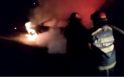 Vehículo incendiado en la ruta hacia Colomba Costa Cuca