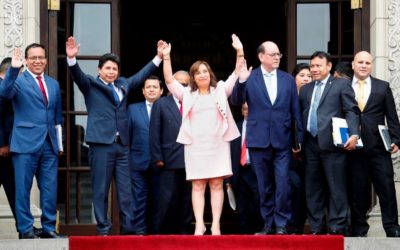 ¿Quién es Dina Boluarte, la primera presidenta de Perú tras destitución de Pedro Castillo?
