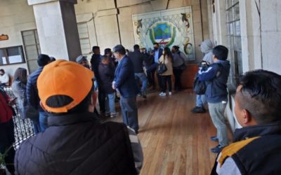 Vendedores del mercado La Democracia descontentos con señalización