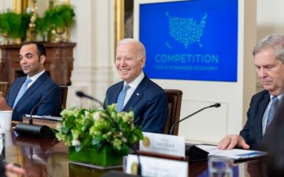 Biden exhorta a la unidad en Desayuno Nacional de la Oración