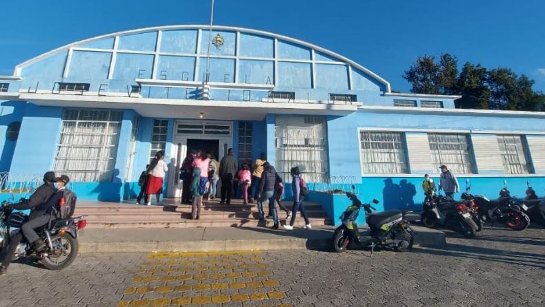 Más de 100 mil estudiantes inician este lunes el ciclo escolar 2023