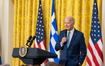 Biden expresa precaución ante el desarrollo de la inteligencia artificial