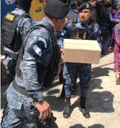 Incautan licor y cigarrillos en dos municipios de Totonicapán