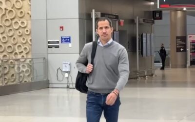 Guaidó llega a EEUU tras ser “obligado por el gobierno de Petro” a salir de Colombia