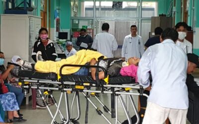 Joven cae de techo de iglesia