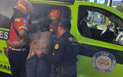 Dos detenidos por asaltar a pasajeros de bus extraurbano