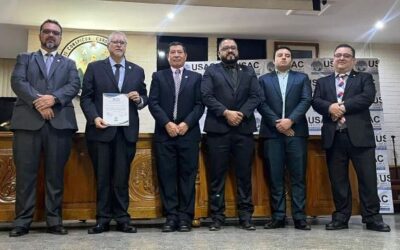 Cunoc: Premiación a la excelencia académica