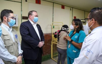 Diplomático estadounidense visita el HRO de Quetzaltenango