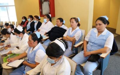 Capacitan sobre manejo de desechos sólidos hospitalarios