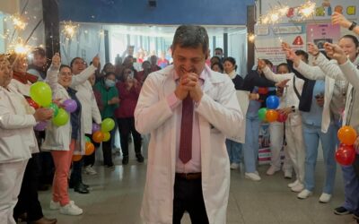 Traumatólogo quetzalteco se despide de hospital tras 19 años de servicio  